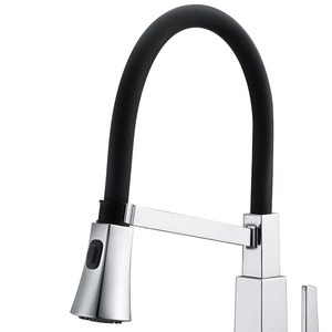 Rubinetto da <span class=keywords><strong>cucina</strong></span> montato sul ponte corpo cromato tubo <span class=keywords><strong>nero</strong></span> flessibile Pull Down spruzzatore <span class=keywords><strong>miscelatore</strong></span> da <span class=keywords><strong>cucina</strong></span> rubinetto lavello rubinetto dell'acqua - Product Image 6