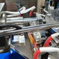 Machine d'emballage de fromage en poudre entièrement automatique certifiée pour sachets préformés à fermeture éclair, en acier inoxydable 304, faible bruit, longue durée de vie