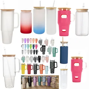 OEM Odm 40 Oz Tumbler พร้อมที่จับระเหิดแก้วน้ําค้างแข็งถ้วยรถ Tumblers 32oz ขนาดใหญ่ความจุโลโก้ที่กําหนดเอง sublimate