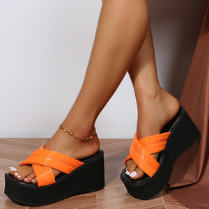 Plataforma mayorista de <span class=keywords><strong>calzado</strong></span> de verano, sandalias y zapatillas de lujo para damas y mujeres. - Product Image 3