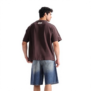 เสื้อยืดลำลองแขนสั้นผู้ชายคุณภาพสูง ผ้าฝ้าย 100% ปักโลโก้ด้านหน้า ทรงหลวม ระบายอากาศได้ดี เนื้อผ้านุ่ม - Product Image 2