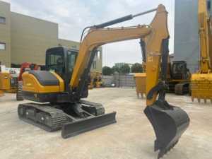 XE60G PRO Nueva Miniexcavadora China de 6 Toneladas y 35kW con Giro Cero de Cola, Estándar IV - Product Image 6