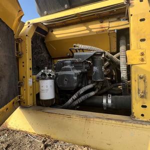 รถขุดขนาดกลางมือสอง Komatsu PC240 ชั่วโมงการทำงานต่ำ บุ้งกี๋ 1.2 ลบ.ม. เครื่องจักรขุดดินญี่ปุ่นแท้ มีสินค้าในสต็อก - Product Image 2