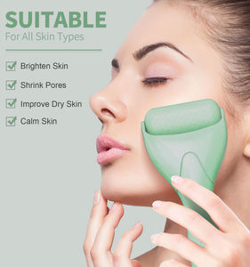 Rouleau à Glace Pratique Cube Lumineux Violet Jade Rouleau de Visage <span class=keywords><strong>Massage</strong></span> Anti-Fuite Cube de Silicone Moule à Glace Rouleau de Glace Facial pour le Visage - Product Image 3