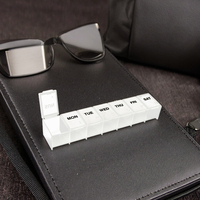 Boîte à médicaments portable rectangulaire personnalisée en PP, design moderne, pliable, multifonction, organiseur de pilules pour 7 jours, impression braille