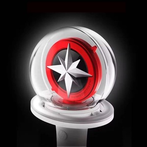 Bâton lumineux officiel Stray Kids pour concert - 2ème génération Ver 2 - Bluetooth intégré - Semi-artisanal - Plastique - Extérieur - Product Image 4
