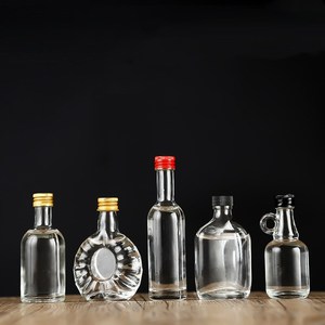 Lindo Pequeño 30ml 50ml 70ml 100mL Botella <span class=keywords><strong>de</strong></span> copa <span class=keywords><strong>de</strong></span> vino Jugo <span class=keywords><strong>de</strong></span> fruta Whisky Brandy Botella <span class=keywords><strong>de</strong></span> <span class=keywords><strong>tequila</strong></span> Botella <span class=keywords><strong>de</strong></span> vidrio <span class=keywords><strong>de</strong></span> licor transparente creativa - Product Image 2