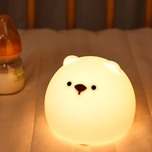 Lampe LED en silicone pour enfants Lampe colorée tactile rechargeable par USB pour chambre d'enfants Lampe de chevet animal ours - Product Image 3