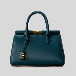 Bolso Tote Clásico de Cuero PU Marrón Oscuro, Bolso de Mano para Mujer con Detalle de Cierre Dorado, Correa Desmontable para el Trabajo y Viajes - Product Image 3