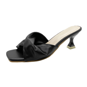 Sandales élégantes à talon aiguille et bout carré en similicuir avec nœud, style coréen, pour femme, tendance mode, grandes tailles, Printemps-Été 2026 - Product Image 5