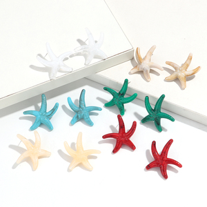 Accessoires de vacances 2025 été mer plage bijoux turquoise vert boucles d'oreilles amusant acrylique surdimensionné étoile de mer boucles d'oreilles - Product Image 3