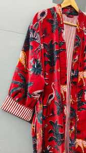 Manteau long en velours rouge pour femme, style enveloppant, à manches régulières, épais et écologique, idéal pour l'hiver et le printemps - Product Image 2