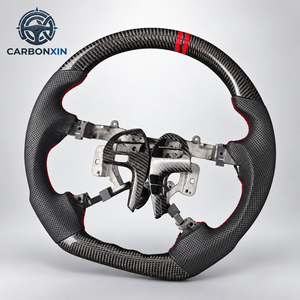 Volante de Fibra de Carbono Estilo Racing para Toyota Hilux SR5 N70 y Fortuner - Cuero Perforado y Diseño Ergonómico - Product Image 5