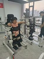 Exosquelette robotique médical / à usage domestique pour la marche et la position debout, destiné à la rééducation des membres inférieurs