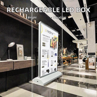 Boîte lumineuse publicitaire LED rechargeable A5 en aluminium, support d'affichage intérieur pour menu de vente au détail, conception personnalisée disponible, 3000 lumens