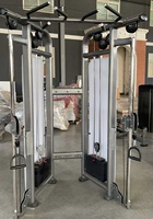 Appareil d'entraînement multifonctionnel réglable à double poulie croisée, à charge par broches, pour la musculation et l'entraînement en salle de sport