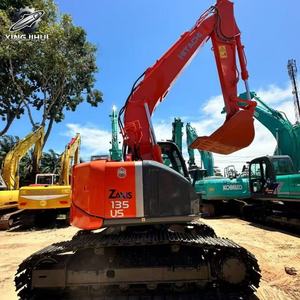 Excavadora de cadenas Hitachi 135 usada, 14 toneladas, cucharón de 0.5m³, marca original japonesa, excavadora de construcción mediana, pocas horas, buen estado. - Product Image 2