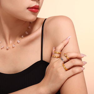 Anillo fino de circonita cúbica redondo completo, anillo de compromiso para mujer, marca de boda, anillo apilable minimalista de Color dorado - Product Image 6