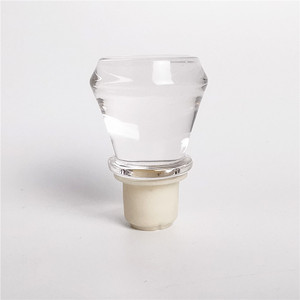 Accesorio para Botellas de Vino <span class=keywords><strong>Barr</strong></span> - Tapón de Vino de Vidrio Blanco Antiderrames con Logotipo Grabado Personalizado en Forma Redonda Inclinada, Capacidad de 750 ml - Product Image 2