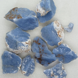 Pierre brute d'angélite naturelle en gros, cristal de guérison non poli, spécimen minéral en vrac pour le Reiki et la décoration intérieure - Product Image 4