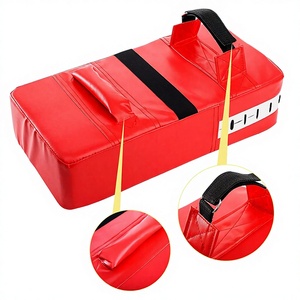 Pads de kickboxing thaïlandais personnalisés de haute qualité en cuir PU, boucliers de frappe durables et protecteurs avec logo et taille sur mesure - Product Image 1