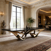Table à manger de luxe contemporaine avec base sculptée en or organique, mobilier d'art moderne pour espaces de repas haut de gamme