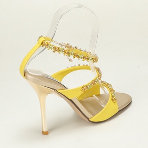 Sandalias de tacón de aguja <span class=keywords><strong>con</strong></span> correa delgada y cadena de diamantes de imitación, punta cuadrada, para fiesta, venta al por mayor OEM ODM - Product Image 3