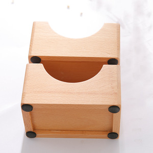 Posavasos redondos de madera de haya, aislantes del calor, para juegos de té y uso en escritorio. - Product Image 4