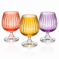 Ensemble de gobelets en cristal coloré faits à la main, verres à pied taillés par des artisans, style vintage, pour mariage, banquet, hôtel, fête, élégant, maison, Chine