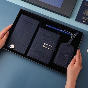 Set de Regalo Empresarial Personalizado 2026, Cuaderno Promocional con Impresión UV, Bolígrafo de Papel Artesanal, Artículos de Moda para Viajeros - Product Image 1