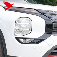 Garniture de couverture de bandes latérales de calandre centrale de phare antibrouillard avant pour Mitsubishi Outlander 2022-2025
