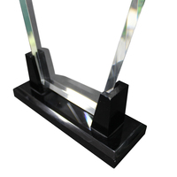 Trophée moderne en acrylique géométrique, plaque en plexiglas transparente gravée au laser personnalisée avec un élégant support noir