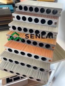 Panel Decorativo de WPC Extruido Impermeable y Antideslizante - Suelo Exterior de PVC Compuesto - Product Image 2