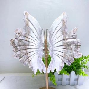 Vente en gros d'artisanat en cristal naturel de haute qualité et de grande taille, ailes de papillon sculptées dans le cristal - Product Image 4