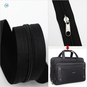 Dawei Factory Wholesale Nylon Zipper Roll #5 Nylon Coil Long Chain Zipper <strong>Tape</strong> - Product Image 5
