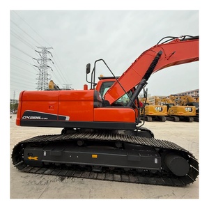 Low hours Doosan DX225LC-9C Crawler Excavator Used Doosan 225LC-9c Excavator with High Condition on sale - Product Image 2
