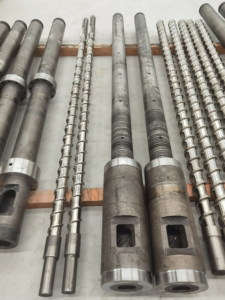 Tornillo y Cilindro Cónicos Dobles con Manguito SKD para Perfiles de Tubería de PVC, Láminas, Placas, Moldes de Espuma, Resina, Revestimiento de Azulejos, PE, Madera - Product Image 6