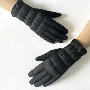 Gants pour femmes à la mode du fabricant BSCI pour l'hiver Réductions d'usine Qualité supérieure