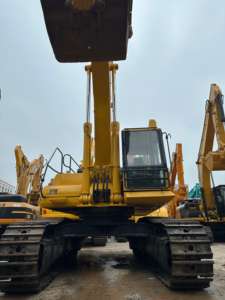 Excavadora hidráulica usada Komatsu de 45 toneladas 450-7 de la marca japonesa Komatsu de rendimiento superior a precio barato a la venta - Product Image 5