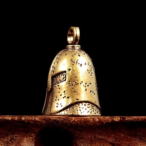Porte-clés en laiton artisanal <span class=keywords><strong>vintage</strong></span> en forme de cloche de <span class=keywords><strong>casque</strong></span>, idéal pour l'art et les objets de collection (vente en gros) - Product Image 1