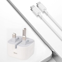 Fabrika Toptan Satış Katlanabilir Tek Girişli 20W Hızlı Şarj Duvar Şarj Cihazı İngiltere Fişi Tip-c Güçlü Yangına Dayanıklı Küp Adaptör Telefon ve Tablet için