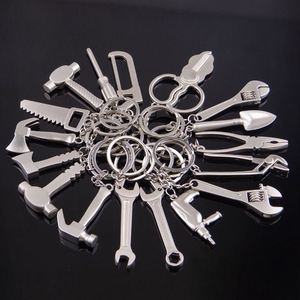 Venta al por mayor Barra de música creativa, tienda práctica regalo colgante Metal Vintage guitarra abrebotellas llavero/ - Product Image 4