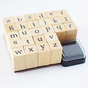 Jeu de tampons encreurs en caoutchouc et bois pour enfants, 26 pièces, différents formats disponibles - Product Image 1