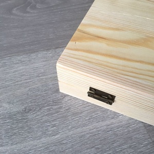 Boîte à cigares personnalisée <span class=keywords><strong>avec</strong></span> <span class=keywords><strong>serrure</strong></span>, <span class=keywords><strong>en</strong></span> <span class=keywords><strong>bois</strong></span> de pin, fabrication artisanale, boîtes <span class=keywords><strong>en</strong></span> <span class=keywords><strong>bois</strong></span> naturel plates - Product Image 5