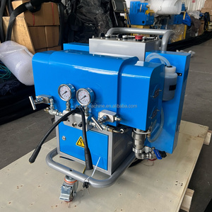 Petite machine à mousse de pulvérisation <span class=keywords><strong>polyuréthane</strong></span> isolant pour chambre froide <span class=keywords><strong>grenier</strong></span> hangar à bétail polyurée machine pour plancher de toit étanche - Product Image 2