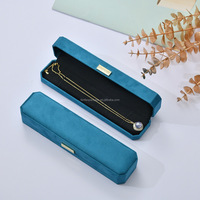 Großhandel FENFEN YUANJIAO Achteckige Grün-Blaue Maßgefertigte Schmuckbox Samt-Set Ringverpackungsboxen für Lange Armbänder und Halsketten