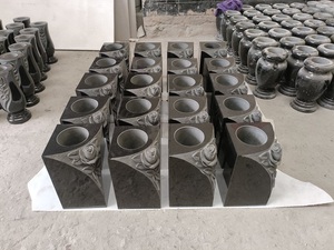 Chine Shanxi Noir Granit <span class=keywords><strong>Cimetière</strong></span> Funéraire Sculpté Fleur Pierre Vases Carrés - Product Image 2