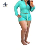 Tenues à rayures et patchwork tendance pour femmes, ensemble décontracté et sportif à manches longues, haut court à fermeture éclair et short à lacets, 2 pièces