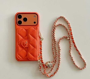 Funda de Teléfono de Lujo Acolchada de Cuero con Cadena y Tarjetero para iPhone 17 16 15 14 13 12 Pro Max - Product Image 2