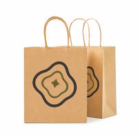 Sacs en papier kraft imprimés plats avec longues poignées, vente en gros, impression personnalisée, emballage pour le commerce de détail, marques de cadeaux